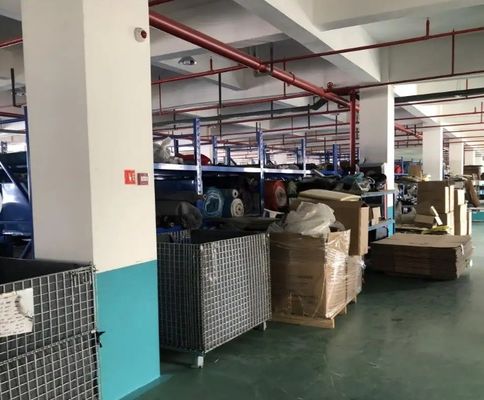 Λειτουργικός μηχανισμός Alinunu Gaming Chair με υποστήριξη ποδιών Υποστήριξη κεφαλιού και στήριξη οσφυϊκής στήλης