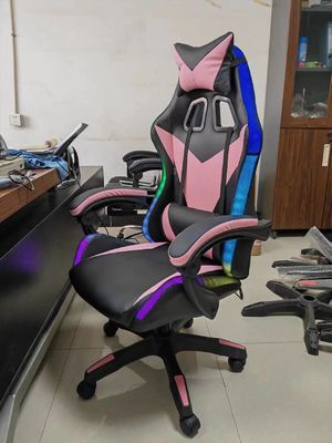 Καρέκλα παιχνιδιού RGB με φώτα και ηχεία PU δερμάτινη μασάζ Καρέκλα παιχνιδιού υπολογιστή